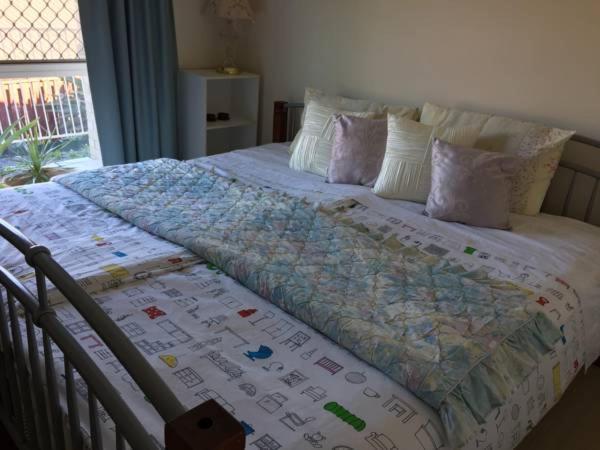 Theme Parks Amituofo Homestay Gold Coast Zewnętrze zdjęcie